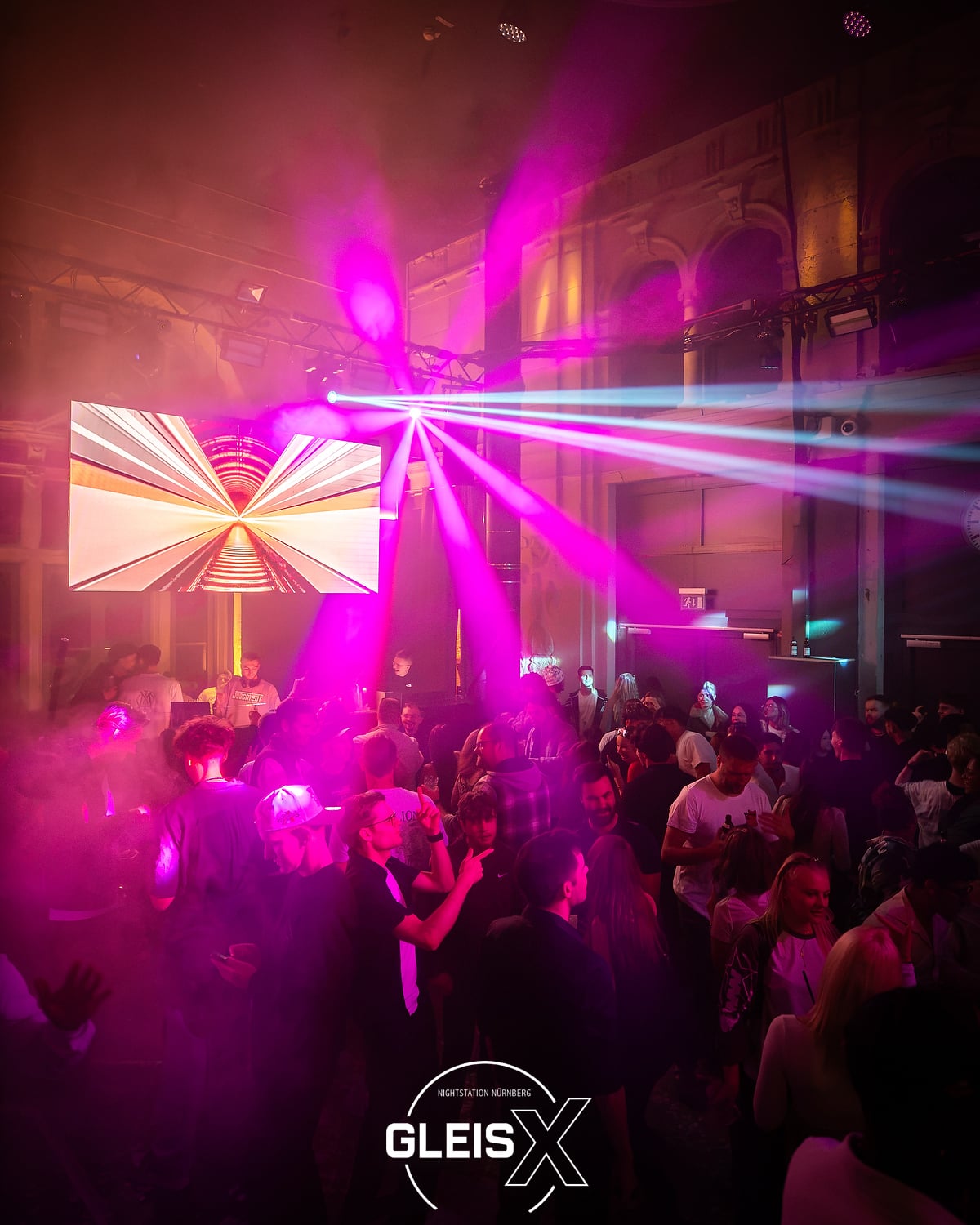 Gleis X Opening 18.09.26 – Bild 37