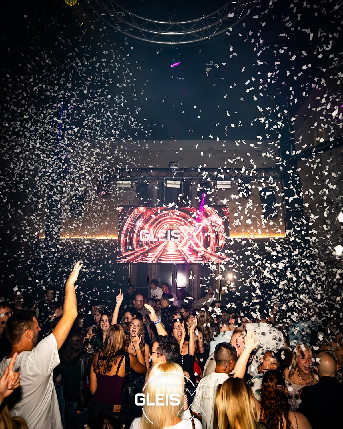 Gleis X Opening 18.09.26 – Bild 11
